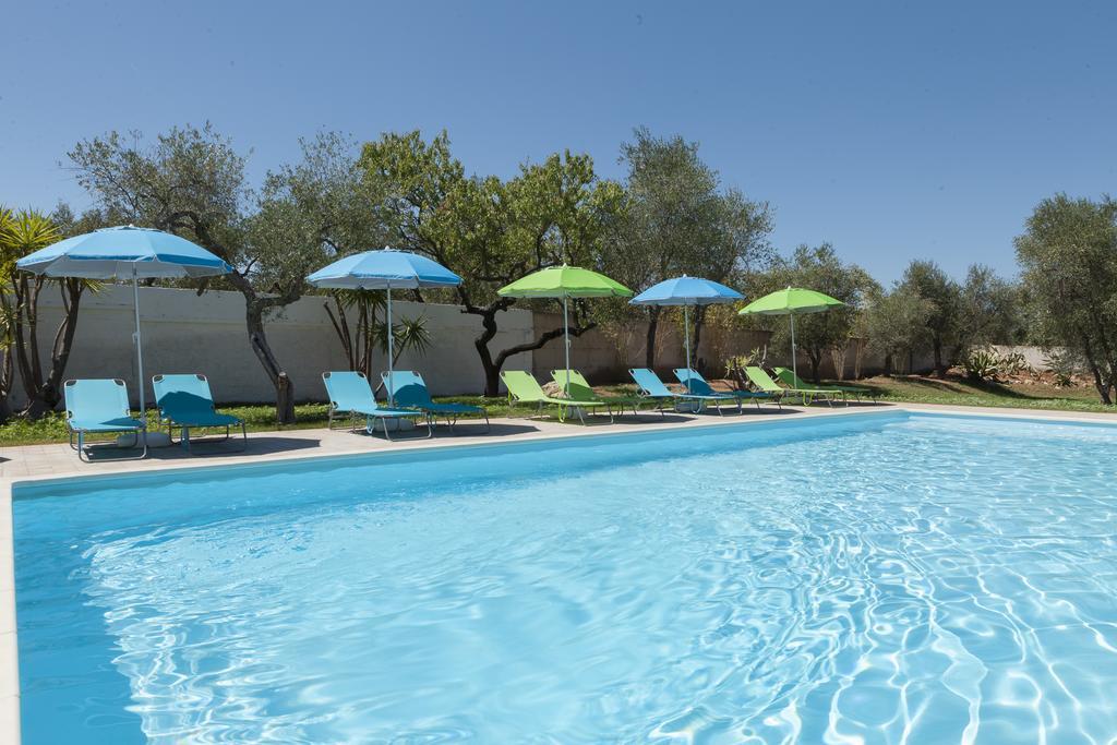 Hotel Villa Pirotta Sannicandro di Bari ภายนอก รูปภาพ