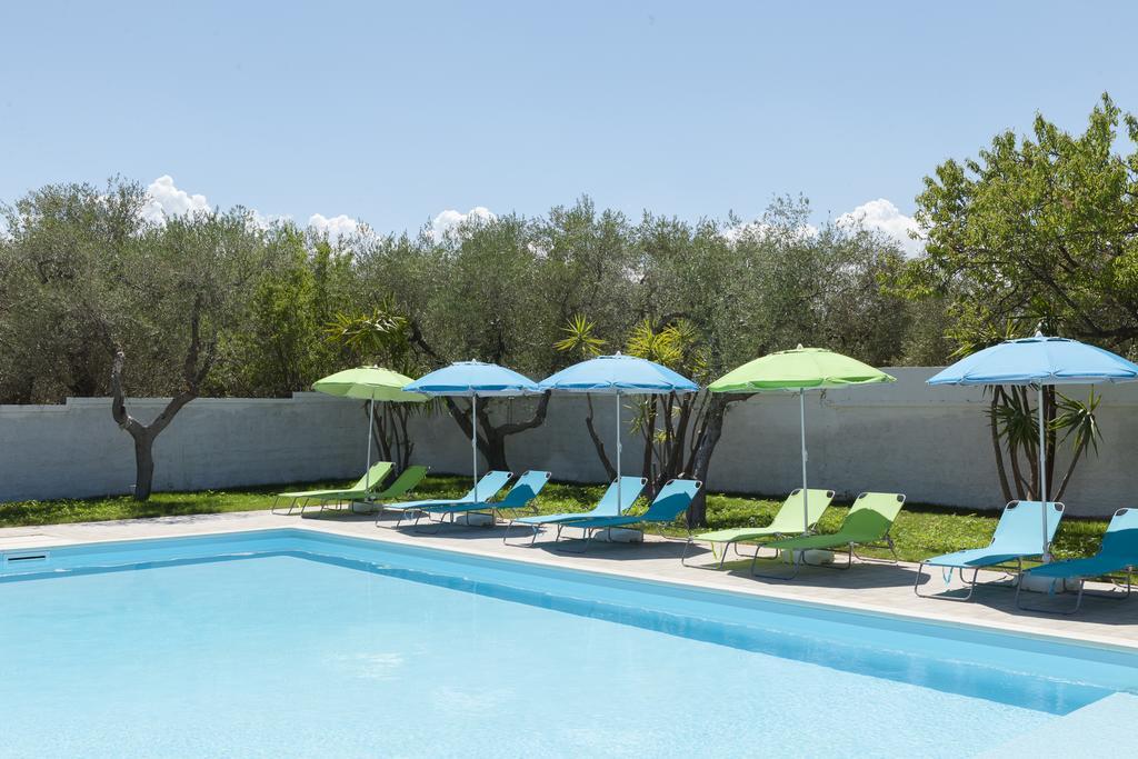 Hotel Villa Pirotta Sannicandro di Bari ภายนอก รูปภาพ