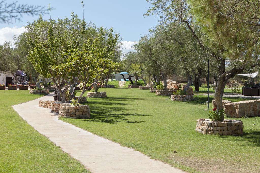 Hotel Villa Pirotta Sannicandro di Bari ภายนอก รูปภาพ