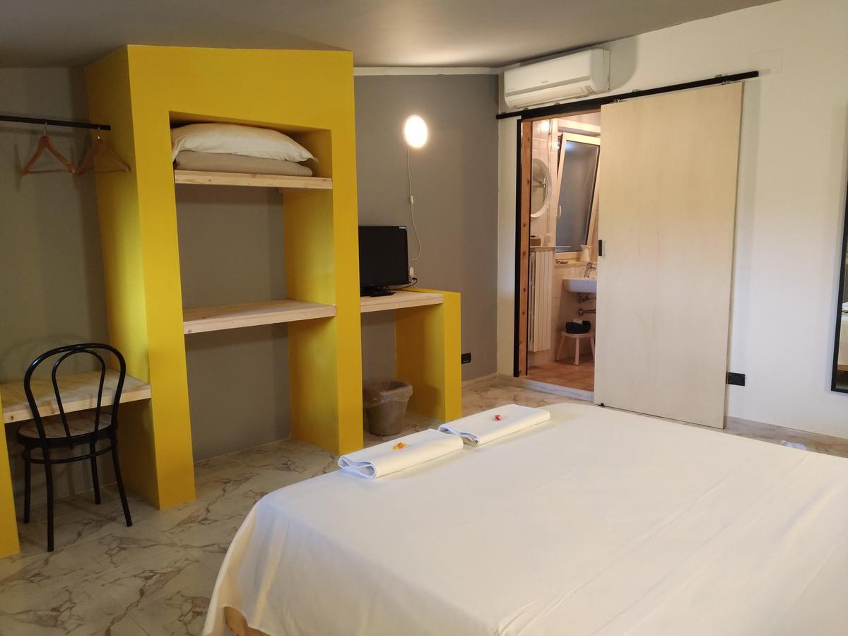 Hotel Villa Pirotta Sannicandro di Bari ภายนอก รูปภาพ