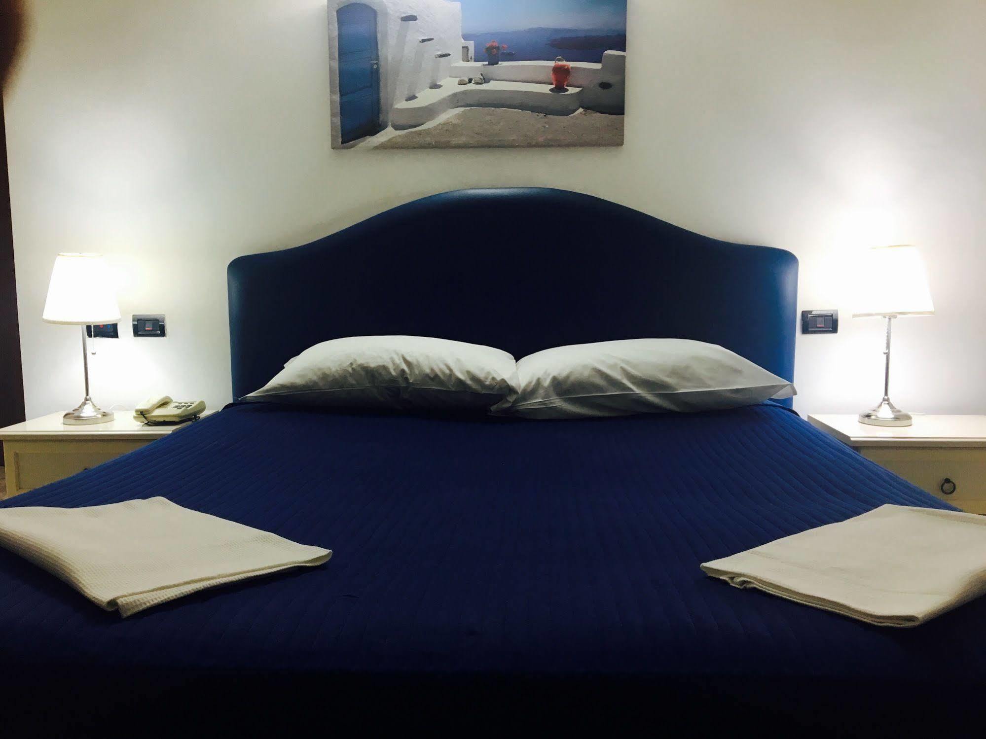 Hotel Villa Pirotta Sannicandro di Bari ภายนอก รูปภาพ