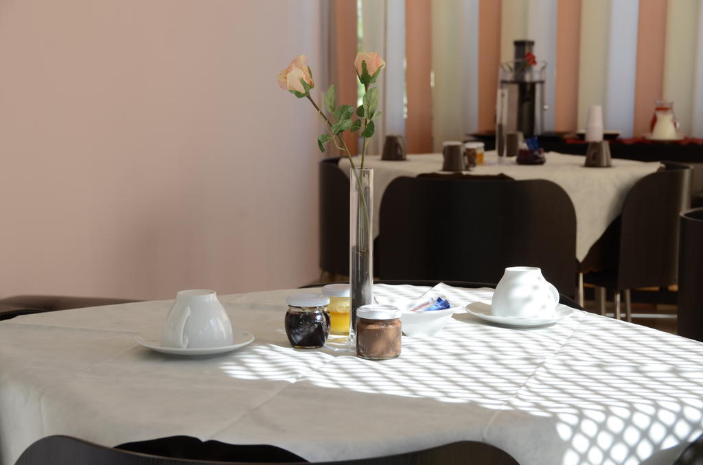 Hotel Villa Pirotta Sannicandro di Bari ภายนอก รูปภาพ